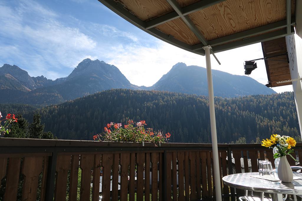 Hotel Restaurant Gabriel Scuol Exteriör bild