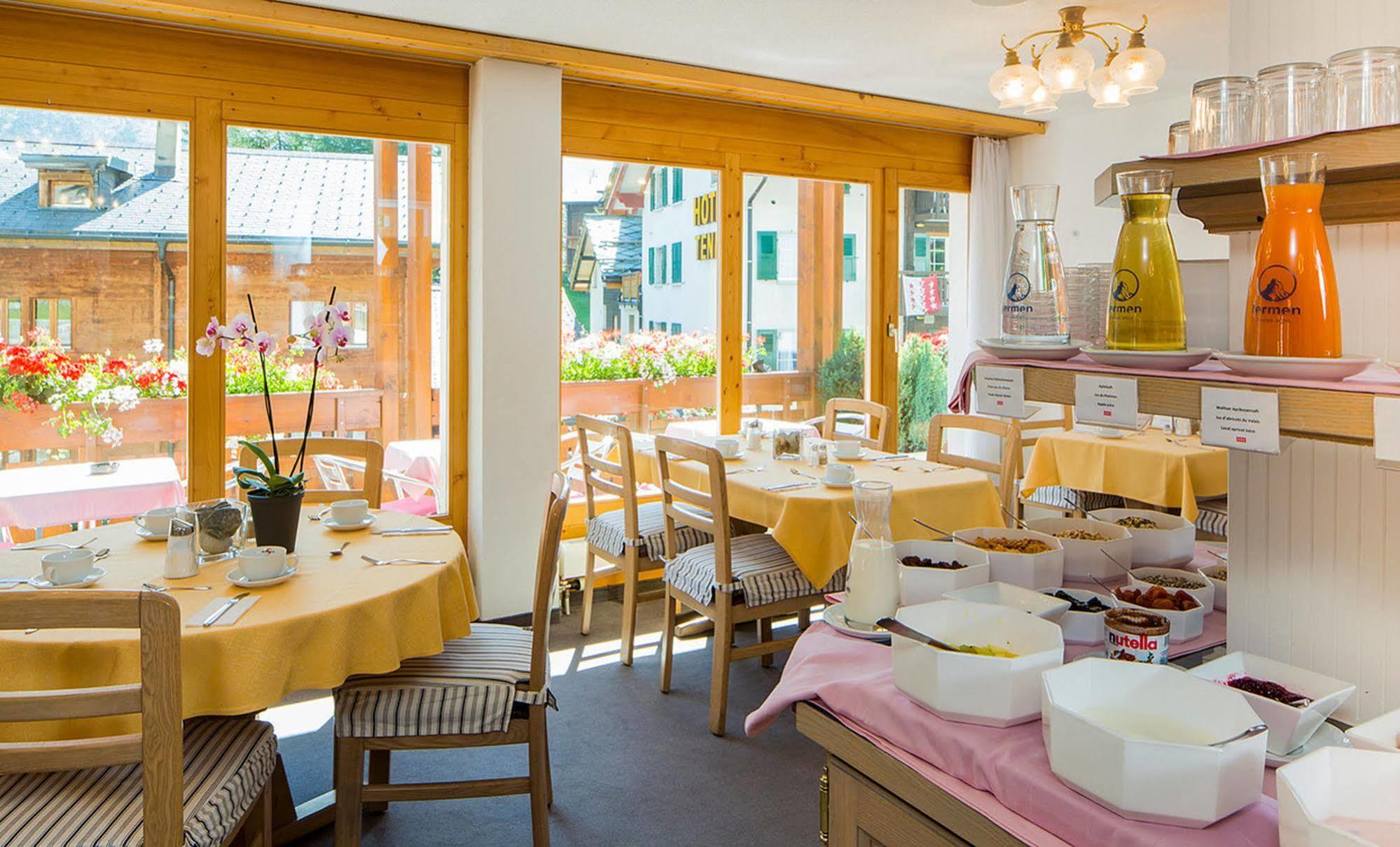 Hotel Restaurant Gabriel Scuol Exteriör bild